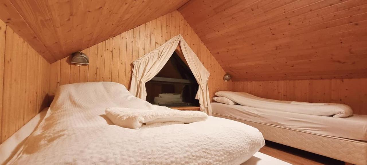 Dixon Cabin Nr. 7 / Dixon Sumarhus Nr. 7 @Kirkjubraut Talknafjordur Esterno foto
